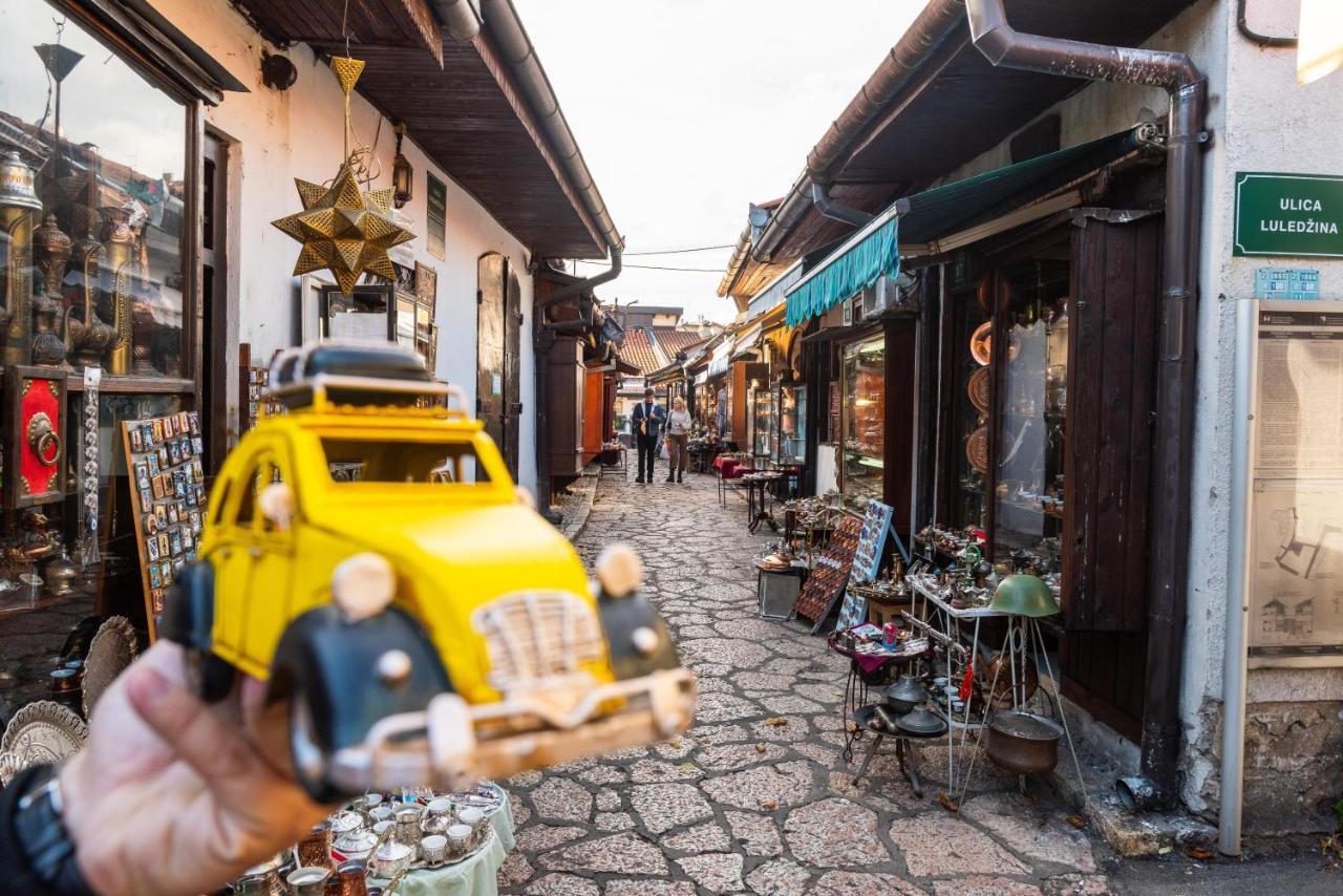 Vamos Sarajevo, *